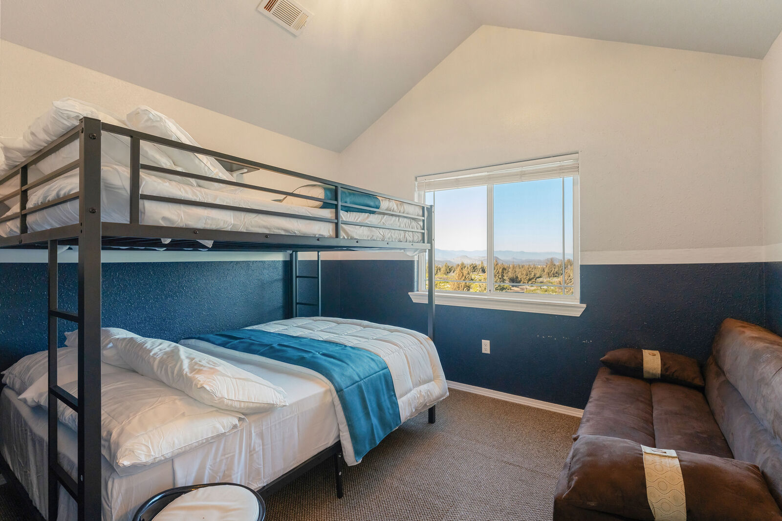 Heart Chakra bunk room — queen over queen, futon
