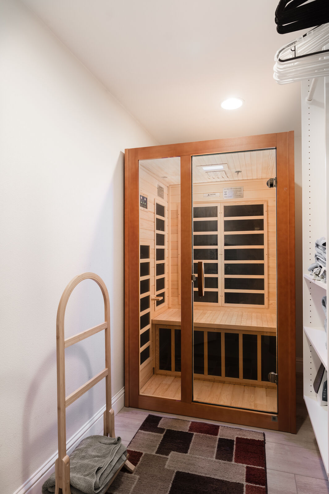 Infrared sauna